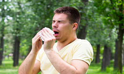 اگر آلرژی بهاری دارید این ها را نخورید اگر آلرژی بهاری دارید این ها را نخورید