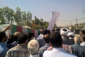 	پیکر شهید ابراهیم محمدیان بعد از ۳۵ سال در زادگاهش آرام گرفت 