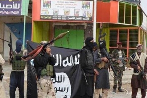 	داعش با پخش لباس کردی در میان نیروهایش خود را برای فرار آماده می کند 