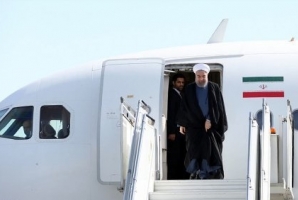 	روحانی وارد کرمانشاه شد/ آغاز بیست و نهمین سفر استانی دولت یازدهم 