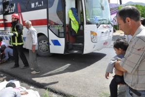 	سوانح رانندگی کرمانشاه 26 کشته و زخمی برجا گذاشت 