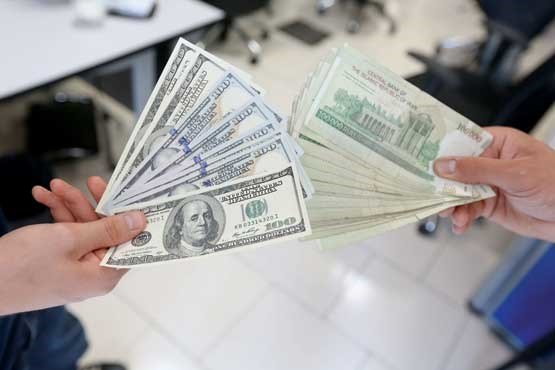 ابلاغ دستورالعمل ویژه ارزی/ خرید و فروش ارز در بانک‌ها آزاد شد