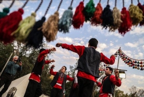 	برگزاری جشنواره سراسری اقوام ایرانی در کرمانشاه به تعویق افتاد 