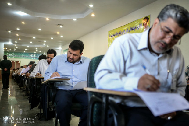 نتایج آزمون دستیاری امشب منتشر میشود/اعلام نتایج دکتری در مهرماه نتایج آزمون دستیاری امشب منتشر میشود/اعلام نتایج دکتری در مهرماه