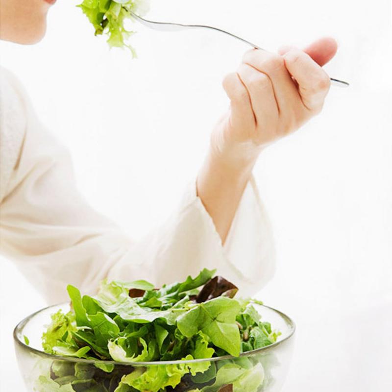  ۱۰ ماده غذایی که عمرتان را بیشتر می‌کند! 