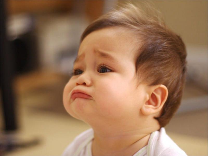  چند اشتباه رایج راجع به گریه نوزاد! 