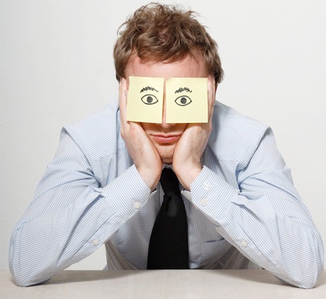  هر روز وقتی از خواب بیدار میشوم احساس خستگی میکنم 