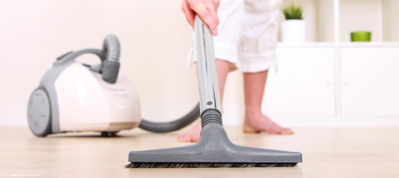  چیزهایی که هرگز نباید با جاروبرقی تمیز کنید 