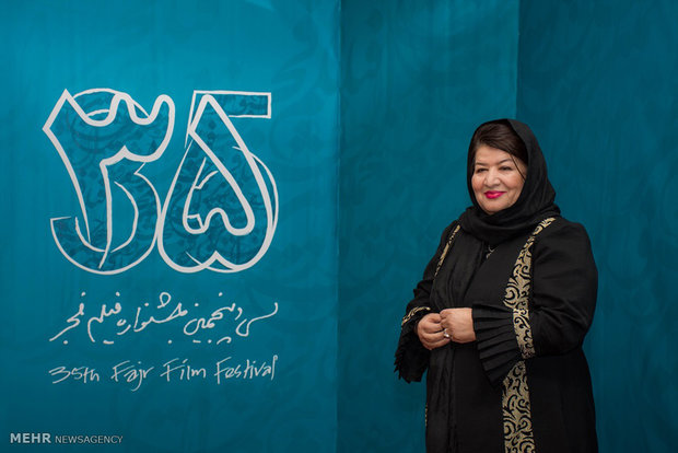 یاد گرفتهام چگونه از کنار خطقرمزها رد شوم/ بحرانِ طلاق عاطفی یاد گرفتهام چگونه از کنار خطقرمزها رد شوم/ بحرانِ طلاق عاطفی