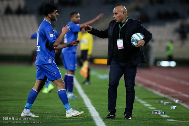 تصمیم درست منصوریان در استقلال/ ثبات بعد از جوانگرایی و نسل‌سازی