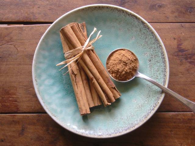  دارچین؛ ادویه ای مفید برای کنترل دیابت 