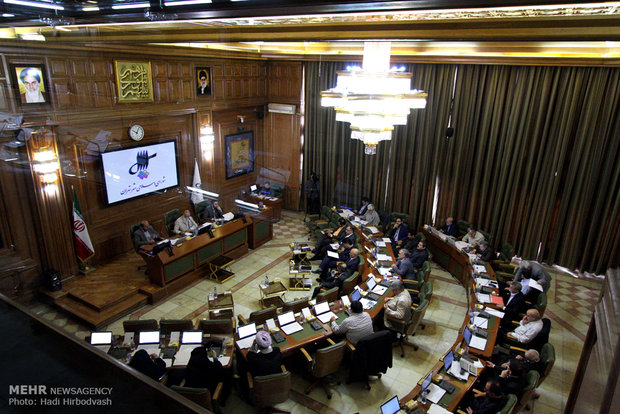 بدهکاران زیر ۵۰ میلیون تومان معاف از تاخیر تادیه شوند بدهکاران زیر ۵۰ میلیون تومان معاف از تاخیر تادیه شوند