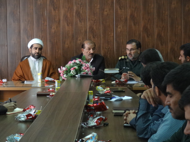 بازخوانی واقعه غدیر خم در صحنه همزمان با این عید بزرگ در صحنه انجام می گیرد