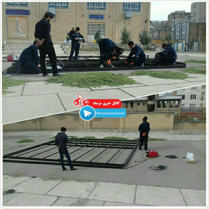 برپایی کارگاه ساخت کانکس برای زلزله زدگان توسط نیروهای جهادی بسیج + تصویر برپایی کارگاه ساخت کانکس برای زلزله زدگان توسط نیروهای جهادی بسیج + تصویر
