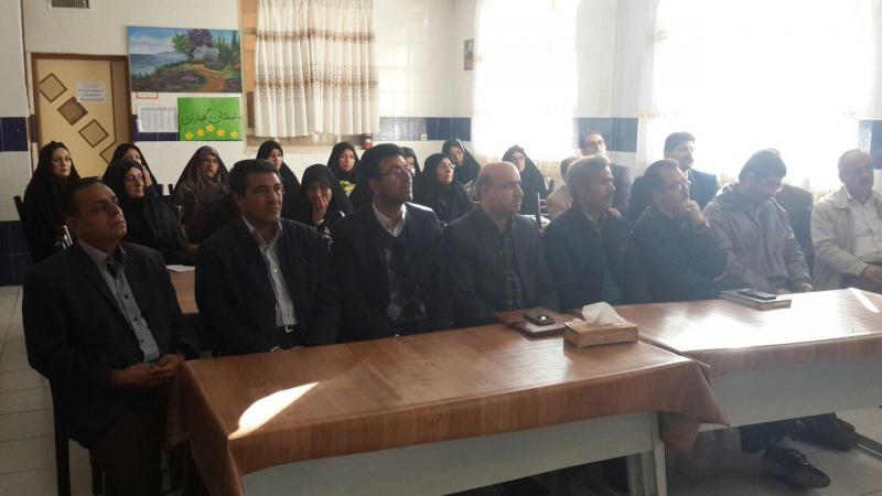 جلسه تعالی مدیریت مدیران سطح 2 شرق استان کرمانشاه در صحنه برگزار شد + تصویر جلسه تعالی مدیریت مدیران سطح 2 شرق استان کرمانشاه در صحنه برگزار شد + تصویر