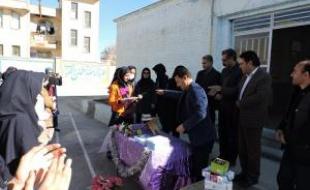 تقدیر از برگزیدگان مسابقه تصویرگری شهدای مدافع حرم در بخش حمیل + تصاویر تقدیر از برگزیدگان مسابقه تصویرگری شهدای مدافع حرم در بخش حمیل + تصاویر
