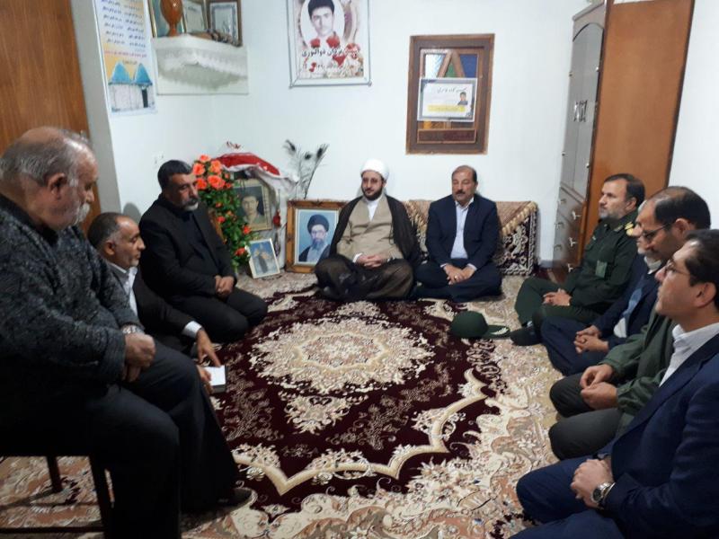 سرکشی از خانواده معظم شهدای صحنه انجام شد سرکشی از خانواده معظم شهدای صحنه انجام شد
