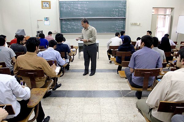گلایه روسای دانشگاهها از عدم تخصیص بودجه/ مشکل پرداخت حقوق اساتید گلایه روسای دانشگاهها از عدم تخصیص بودجه/ مشکل پرداخت حقوق اساتید