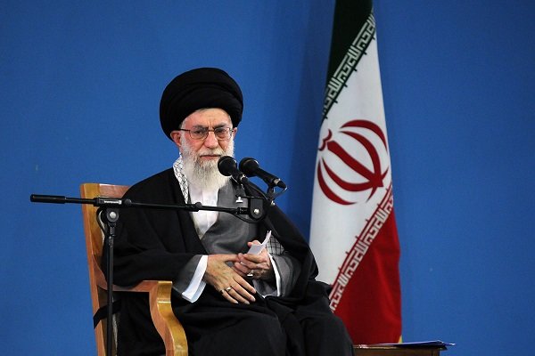 مطالباتی برای«عزت»/فرمایشات سال ۹۶ رهبرانقلاب در حوزه سیاست خارجی مطالباتی برای«عزت»/فرمایشات سال ۹۶ رهبرانقلاب در حوزه سیاست خارجی