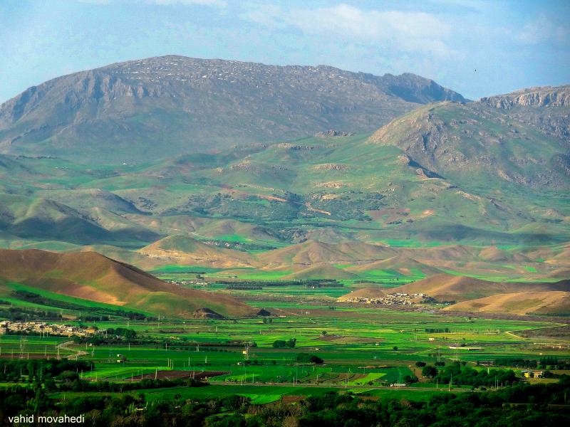 همه چی در مورد عروس کرمانشاه (صحنه)