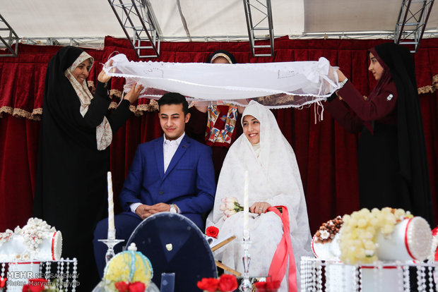 سن ازدواج ۳ سال و ۳ ماه بالا رفت سن ازدواج ۳ سال و ۳ ماه بالا رفت