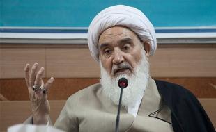 پیروی ایرانیان از خط امام(ره)، ترامپ را به زانو درمی‌آورد 