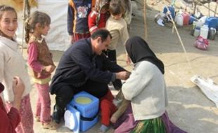 کاهش بیماریهای واگیر در مناطق زلزلهزده نسبت به سال قبل /رشد 3 برابری مصرف آب کاهش بیماریهای واگیر در مناطق زلزلهزده نسبت به سال قبل /رشد 3 برابری مصرف آب