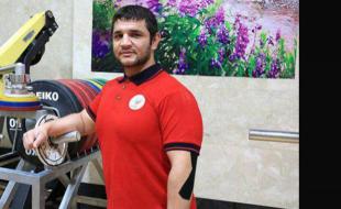 نبرد با پولاد سرد و خیز ملی‌پوش کرمانشاهی برای کسب مدال‌ آسیایی 