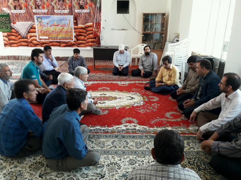 فعالیت گروه جهادی بسیج مهندسین کشاورزی صحنه در روستای درکه انجام شد فعالیت گروه جهادی بسیج مهندسین کشاورزی صحنه در روستای درکه انجام شد