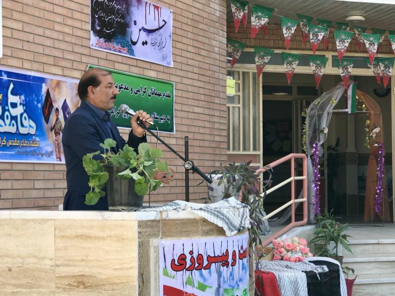 قبل از انقلاب کمتر از ۱۰ درصد از بانوان ما از سواد برخوردار بودند قبل از انقلاب کمتر از ۱۰ درصد از بانوان ما از سواد برخوردار بودند