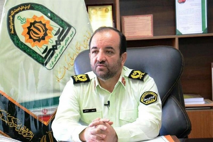 22 تن پوشاک و پتوی قاچاق در صحنه کشف شد 22 تن پوشاک و پتوی قاچاق در صحنه کشف شد