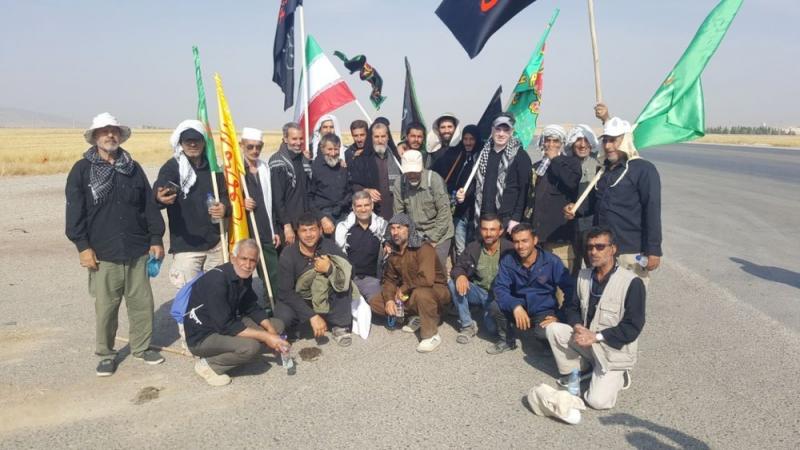 کاروان عشاق الحسین (ع)، پای پیاده اربعین کاروان عشاق الحسین (ع)، پای پیاده اربعین