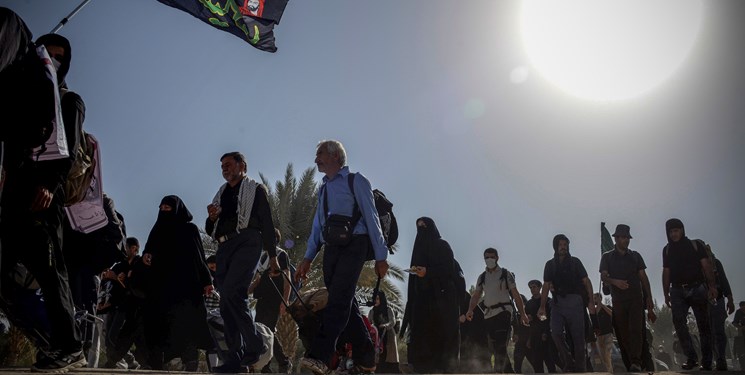 تعداد متقاضیان سفر اربعین از مرز یک میلیون نفر گذشت تعداد متقاضیان سفر اربعین از مرز یک میلیون نفر گذشت