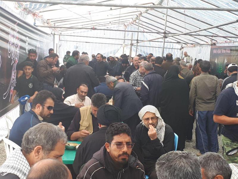 پذیرایی موکب علی بن ابیطالب شهرستان صحنه به زائران اربعین حسینی پذیرایی موکب علی بن ابیطالب شهرستان صحنه به زائران اربعین حسینی