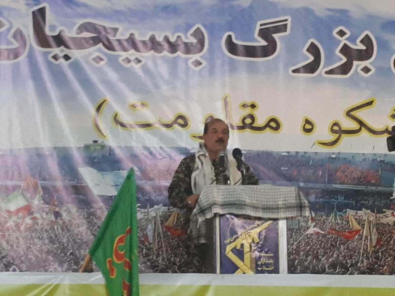 کلمه بسیج یک واژه پر معناست که ریشه آن در مکتب انسان ساز وجود دارد کلمه بسیج یک واژه پر معناست که ریشه آن در مکتب انسان ساز وجود دارد