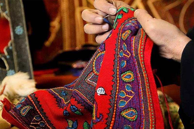  بازارچه دائمی صنایع دستی در صحنه بزرگترین مطالبه صنعتگران می باشد