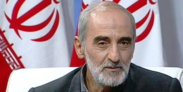 کاسهای که زیر این نیم کاسه بود! کاسهای که زیر این نیم کاسه بود!