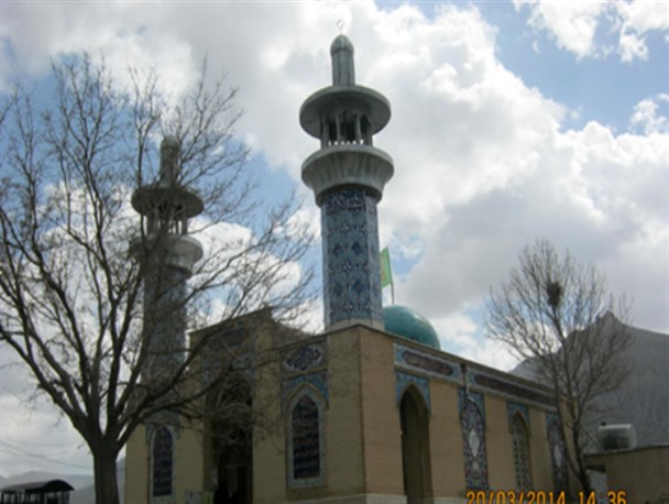 امامزاده خلیل الله گروس میزبان گردشگران نوروزی است