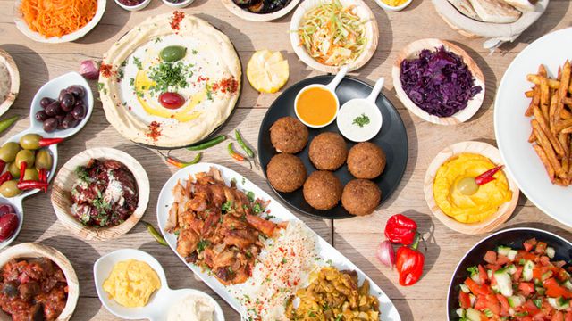 نکات تغذیهای برای افطار نکات تغذیهای برای افطار