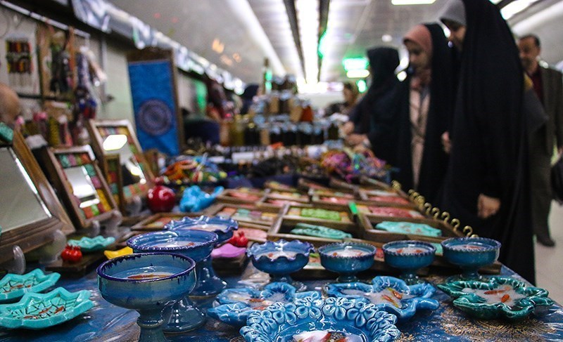 بازارچه صنایع دستی شهرستان صحنه تا پایان سال جاری کلنگ زنی می شود بازارچه صنایع دستی شهرستان صحنه تا پایان سال جاری کلنگ زنی می شود
