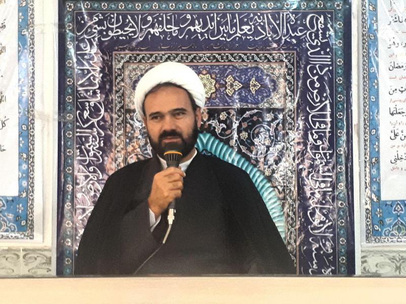  دشمن باتمام توان به دنبال ضربه زدن در عرصه اقتصادی است