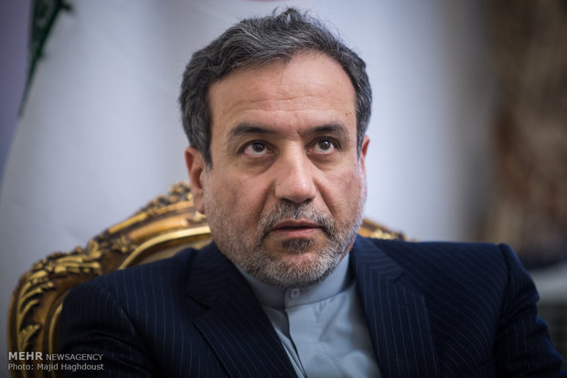 عراقچی: وزارت خارجه به دنبال خنثی کردن توطئههای آمریکا است عراقچی: وزارت خارجه به دنبال خنثی کردن توطئههای آمریکا است