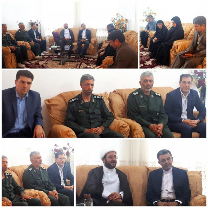 مراسم دیدار و سرکشی از دو خانواده شهید شهرستان صحنه انجام شد 
