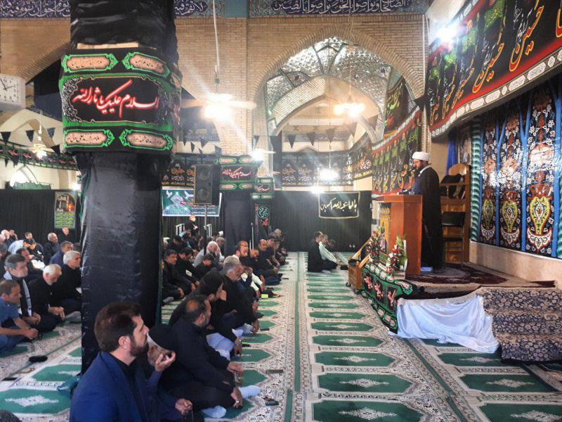 سازش با دشمنان با نهضت عاشورایی مطابقت ندارد 