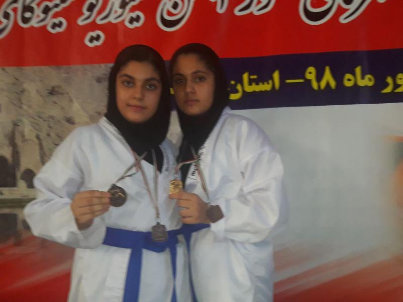 کسب سه مدال رنگارنگ مسابقات کشوری کاراته توسط بانوان صحنه ای