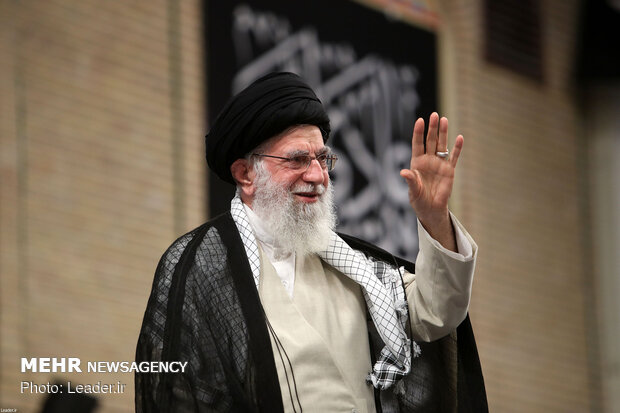 مجمع عالی فرماندهان سپاه با فرمانده کل قوا دیدار کردند
