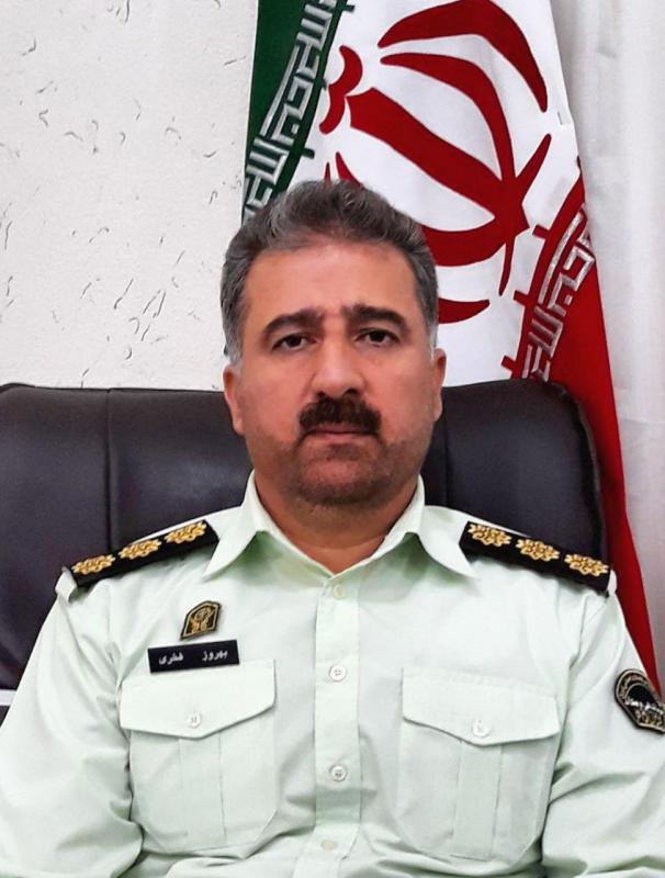 سارق آهن آلات قبرستان صحنه دستگیر شد 