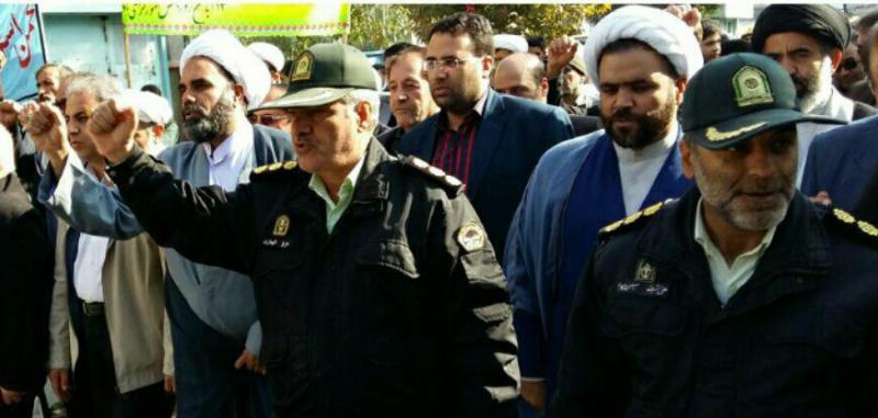 فریاد مرگ بر آمریکا بر آسمان کنگاور طنین انداز شد فریاد مرگ بر آمریکا بر آسمان کنگاور طنین انداز شد