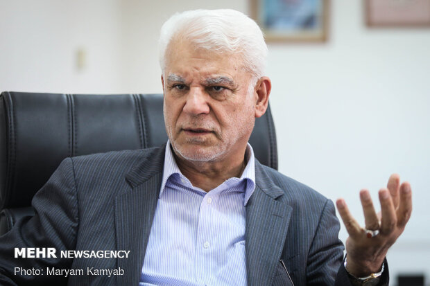 مجلس دهم از راس امور بودن افتاد/«ایران خودرو»بدهی قابل توجهی دارد