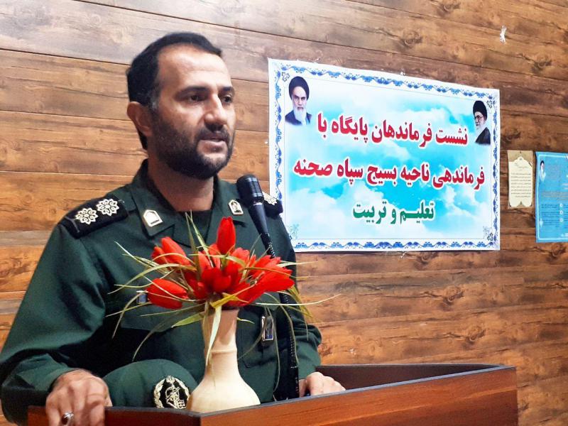 هر برگه اخذ رای مشت محکمی بر دهان استکبار است